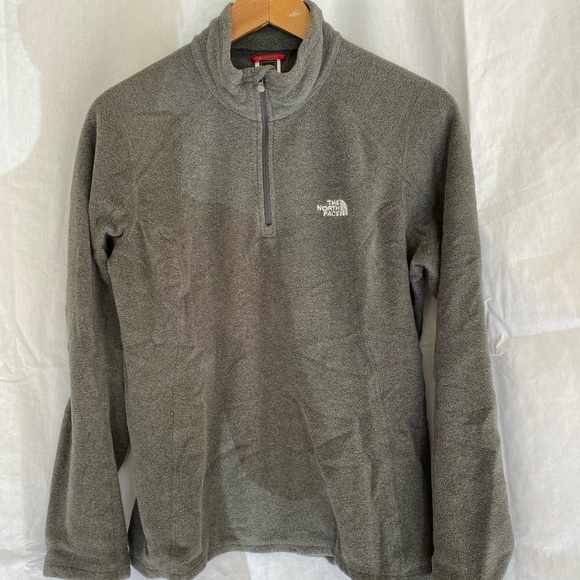 North Face Quarter Zip Fleece - Picture 3 of 7